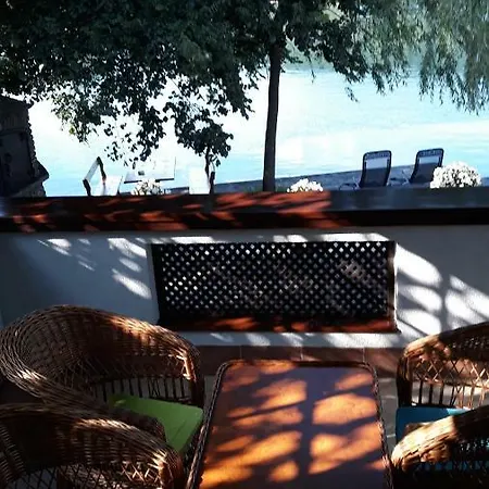 Hideaway *